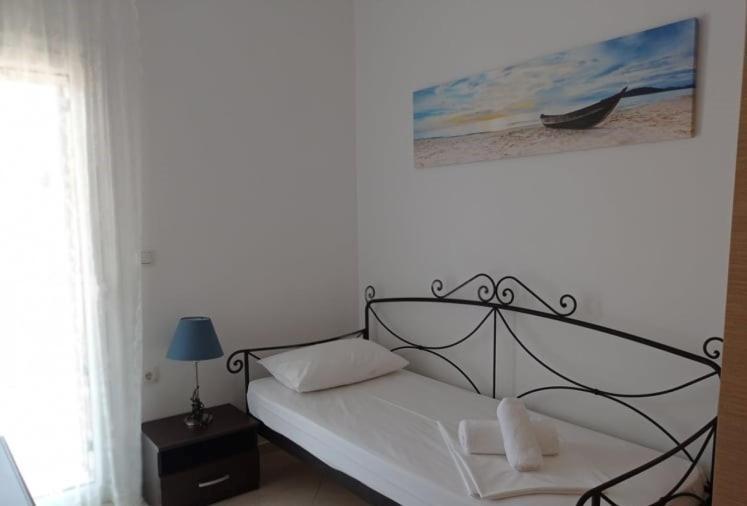Hermes Holiday Home In The Port Of Sivota Екстер'єр фото