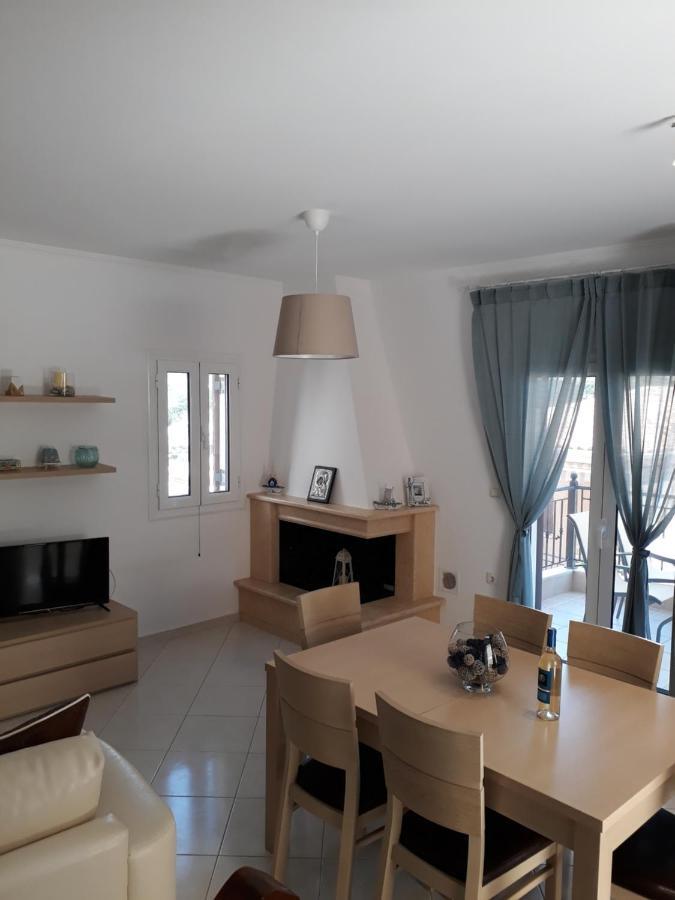 Hermes Holiday Home In The Port Of Sivota Екстер'єр фото